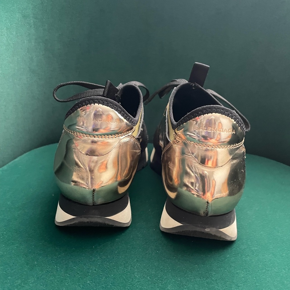 BALENCIAGA GOLD RACE RUNNER SNEAKERS - Picture 4 of 9